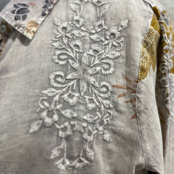 T3-Vintage Goa Grey Lilac Button Down Embroidered Blouse- NWT Size M - Picture 4 of 8